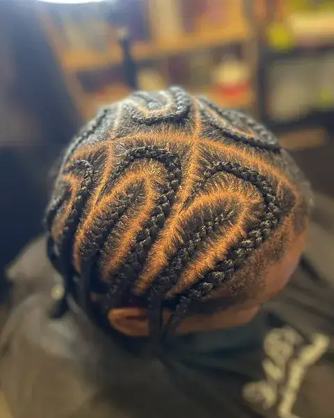 Tresses collées dessinées — MMB Studio